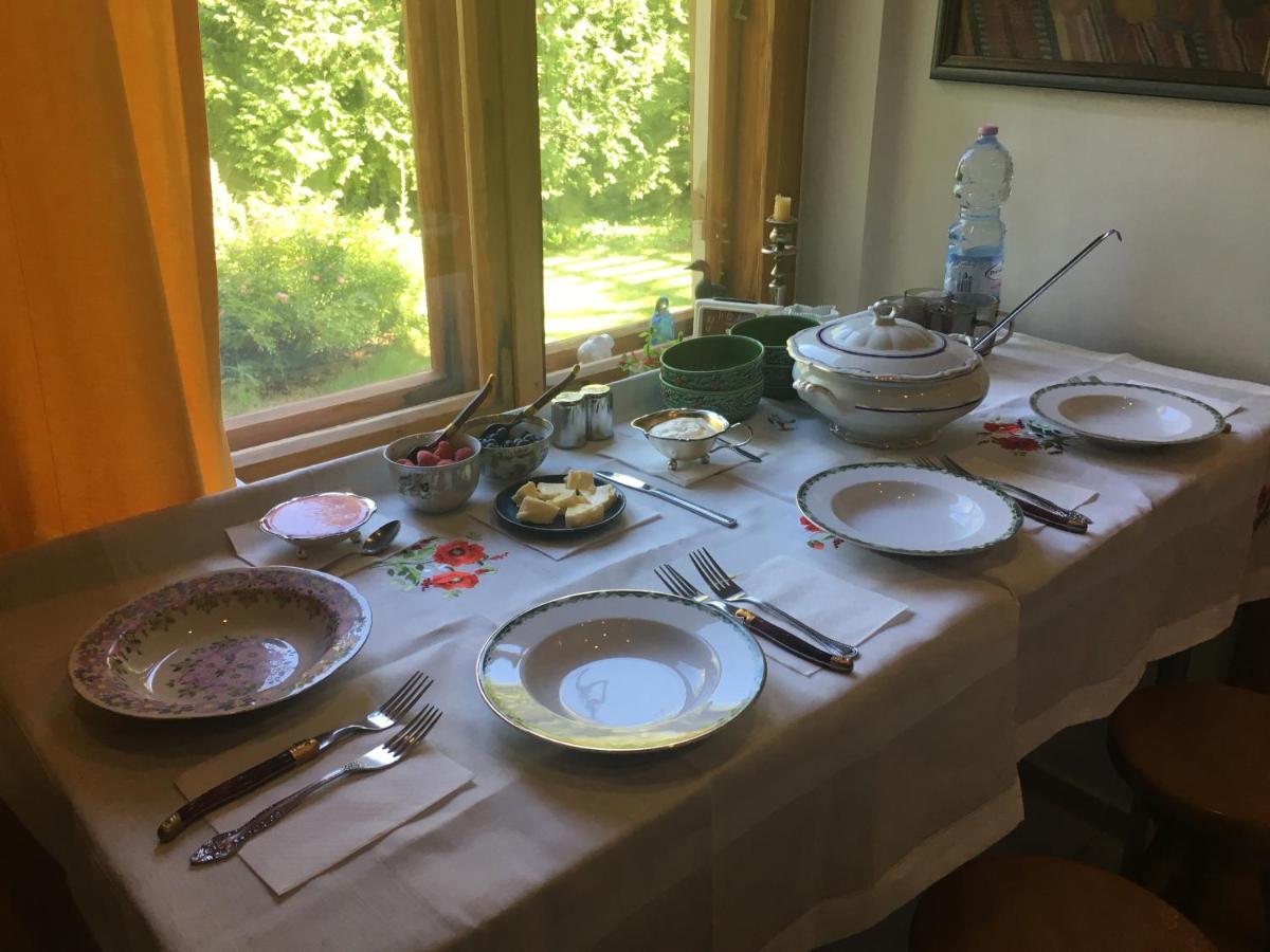 Willa Danusia Milanowek Kültér fotó
